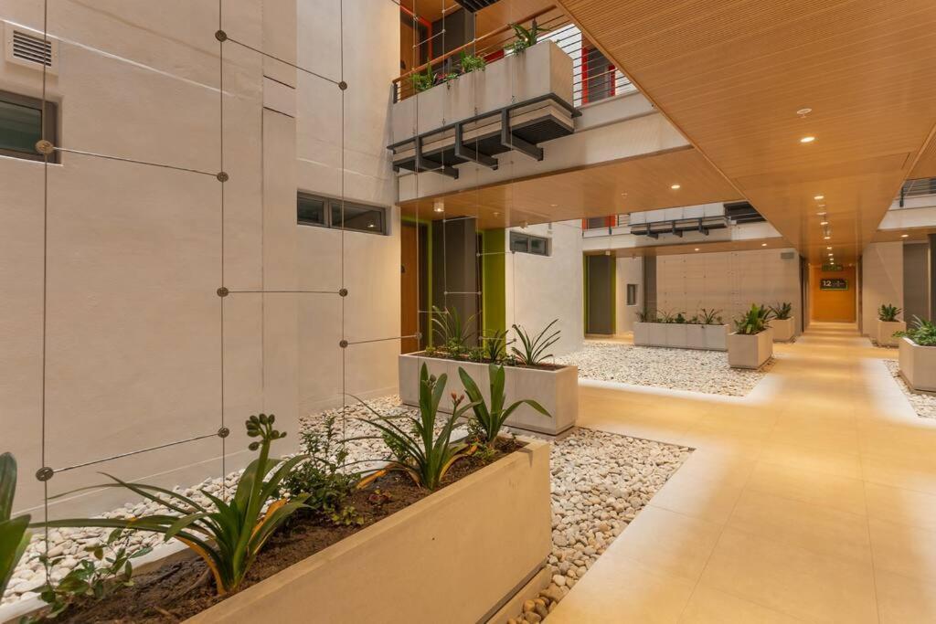 Luxurious 1 Bed With Stunning Views Apartment Cape Town